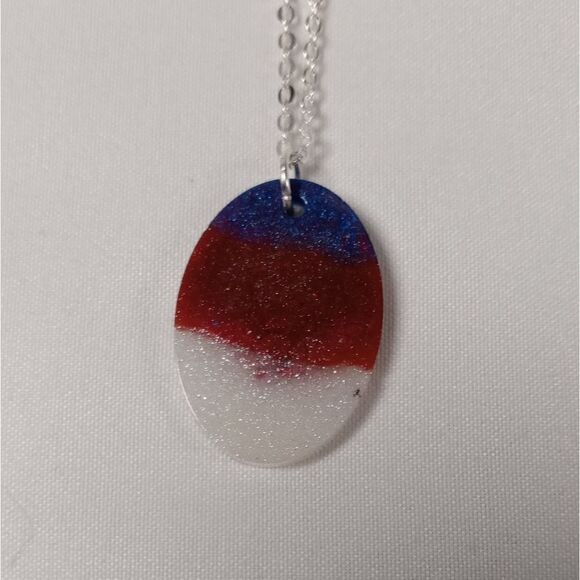 CLEARANCE  Red white blue resin oval necklace with silver toned 11 inch chain - Picture 4 of 7